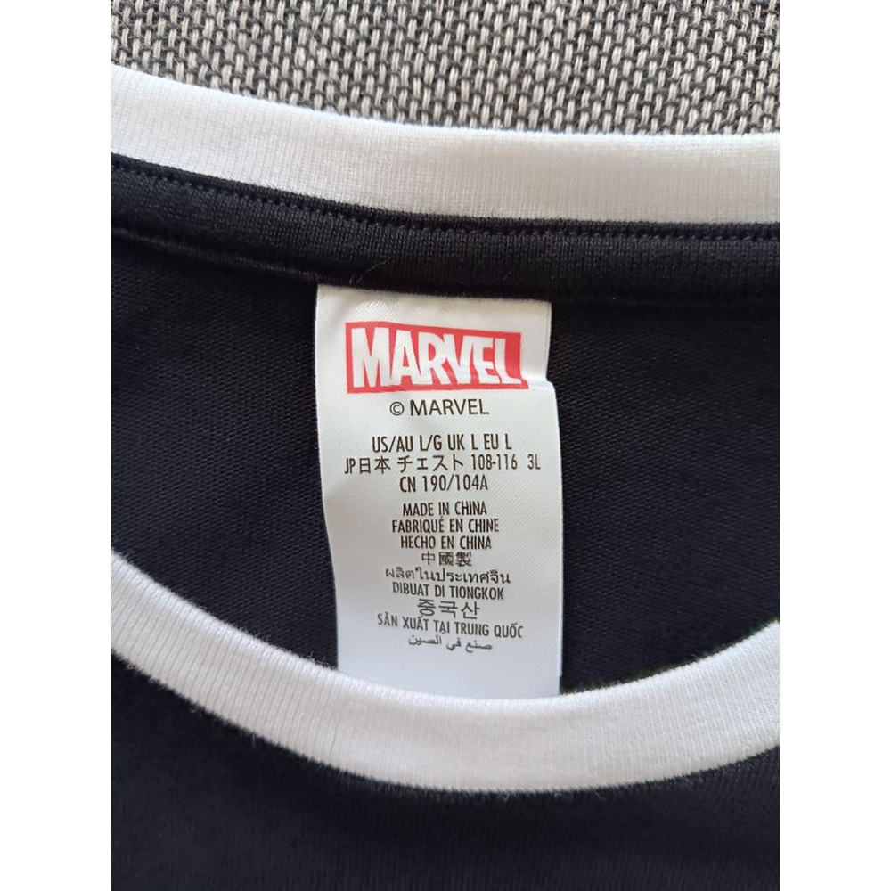Men's Marvel T-Shirt Size L Black and White - Picture 2 of 2